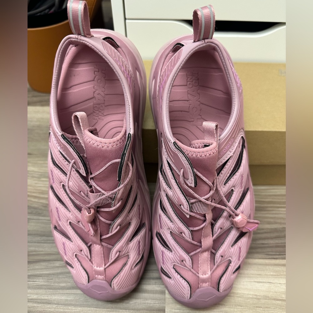 Hoka sandals (Hopara)